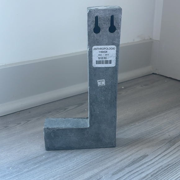 Anthropology Metal L Initial Wall Decoration/Accent - Picture 3 of 4